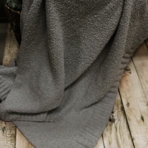 Cloud Nine Soft Throw: Woven, MicroFiber.