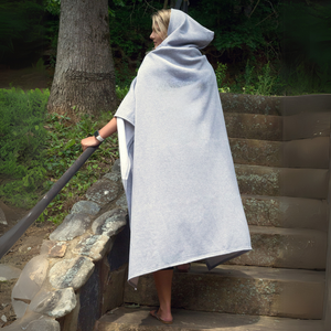 Holiday Hoodie Blanket – Warm, Wearable & Giftable.
